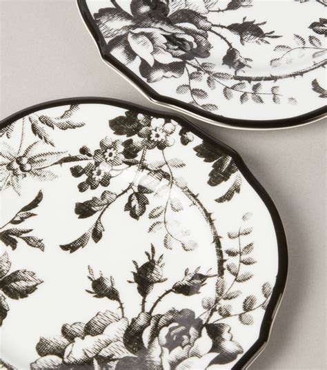 Herbarium set of 2 accent plates in black .